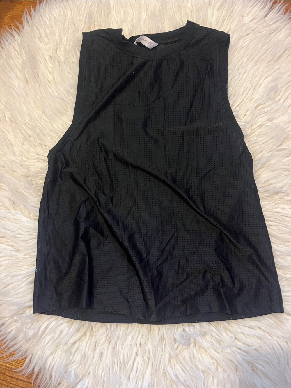 Lululemon athletica Women’s Black Perforated Muscle Tank Size 4